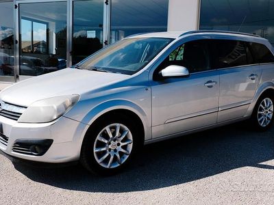 Usata Opel Astra 120 CV (88 kW) 2005 Grigio Berlina