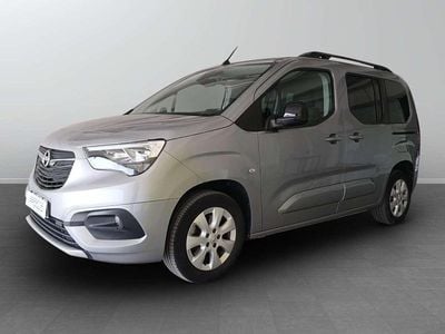 Usata Opel Combo Life Edition+ 131 CV (96 kW) 2022 8e argento brillante metallizz Furgone