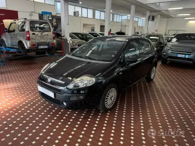 Usata Fiat Punto Evo Dynamic 65 CV (47 kW) 2010 Nero Utilitaria