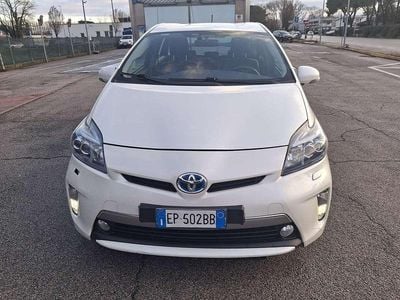 Usata Toyota Prius 99 CV (72 kW) 2012 Bianco Berlina