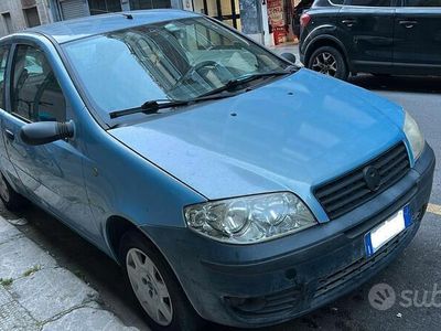 Usata Fiat Punto 80 CV (58 kW) 2007 Blu Utilitaria