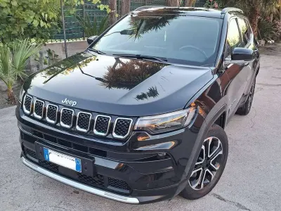 Usata Jeep Compass Limited 131 CV (96 kW) 2021 Nero SUV