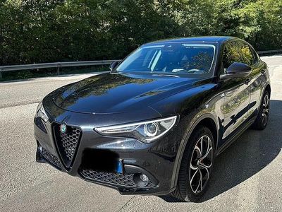Usata Alfa Romeo Stelvio Executive 210 CV (154 kW) 2017 Nero SUV