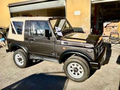 Usata Suzuki Samurai 64 CV (47 kW) 1989 Grigio SUV