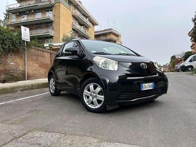 Usata Toyota iQ Sol 68 CV (50 kW) 2010 Nero Utilitaria