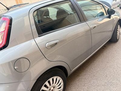 Usata Fiat Punto Evo Dynamic 95 CV (69 kW) 2009 Grigio Utilitaria