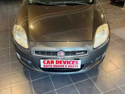 Usata Fiat Bravo 120 CV (88 kW) 2008 Marrone Utilitaria