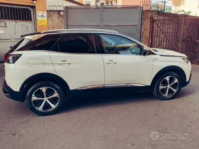 Usata Peugeot 3008 GT-line 131 CV (96 kW) 2018 Bianco SUV
