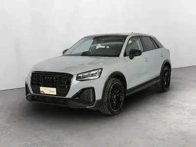 Usata Audi Q2 S-Line 150 CV (110 kW) 2023 Grigio freccia perla SUV