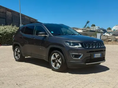 Usata Jeep Compass Limited 120 CV (88 kW) 2019 Grigio SUV