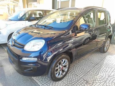 Usata Fiat Panda Lounge 70 CV (51 kW) 2020 Blu Berlina
