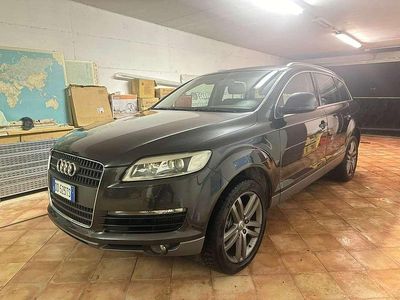 Usata Audi Q7 232 CV (170 kW) 2006 Grigio SUV