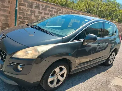 Usata Peugeot 3008 109 CV (80 kW) 2013 Grigio Station wagon