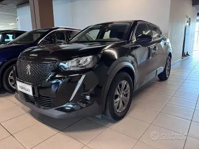 Usata Peugeot 2008 Active 131 CV (96 kW) 2020 Nero SUV