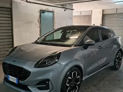 Usata Ford Puma 120 CV (88 kW) 2021 Grigio SUV