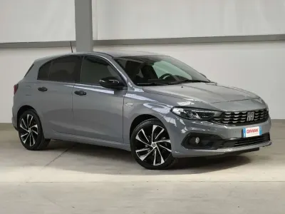 Usata Fiat Tipo Sport 131 CV (96 kW) 2021 Grigio Berlina