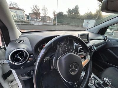 Usata Mercedes B180 2013 Bianco Monovolume