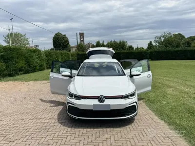 Usata VW Golf VIII GTI 265 CV (194 kW) 2022 Bianco Berlina