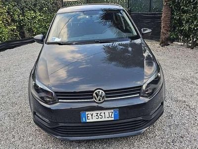 Usata VW Polo Comfortline 75 CV (55 kW) 2015 Grigio Berlina