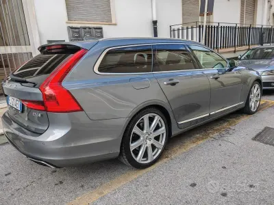 Usata Volvo V90 190 CV (139 kW) 2017 Grigio Station wagon