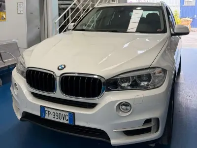 Begagnad BMW X5 231 HK (169 kW) 2018 Vit SUV