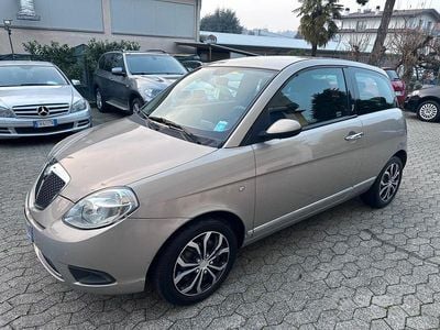 Usata Lancia Ypsilon 60 CV (44 kW) 2007 Marrone Utilitaria