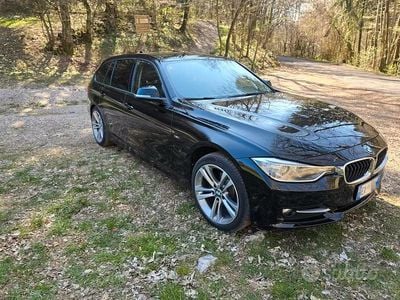 Usata BMW 318 Sport Line 143 CV (105 kW) 2014 Nero Station wagon