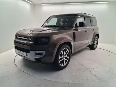 Usata Land Rover Defender 400 CV (294 kW) 2022 Marrone SUV