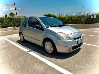 Usata Citroën C2 68 CV (50 kW) 2004 Grigio Utilitaria