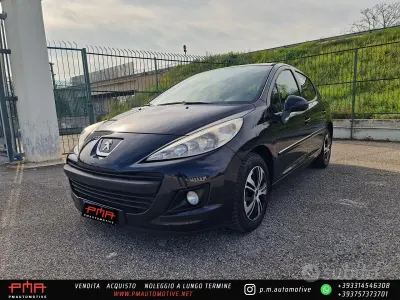 Usata Peugeot 207 70 CV (51 kW) 2013 Nero Utilitaria