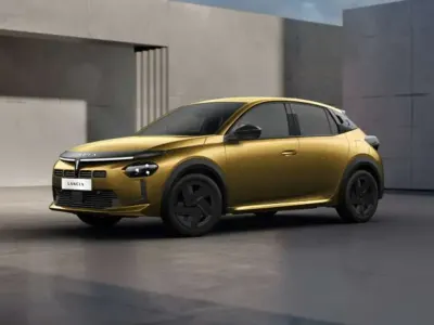 Usata Lancia Ypsilon S 110 CV (80 kW) 2024 Nero Utilitaria