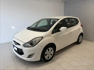Usata Hyundai ix20 Comfort 90 CV (66 kW) 2014 Bianco Utilitaria