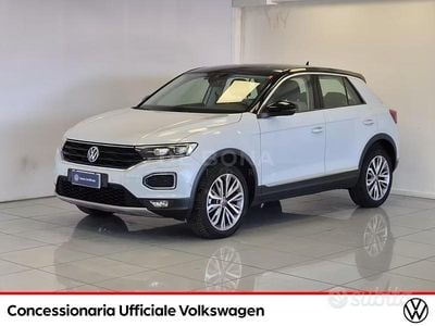 Usata VW T-Roc Advance 150 CV (110 kW) 2021 Grigio SUV
