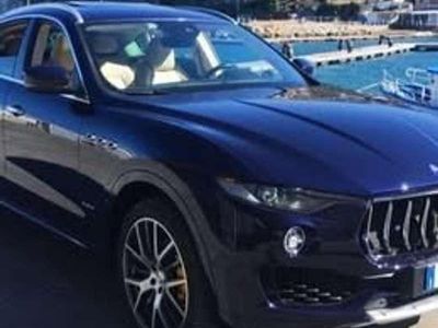 Usata Maserati Levante 275 CV (202 kW) 2018 Blu/azzurro SUV