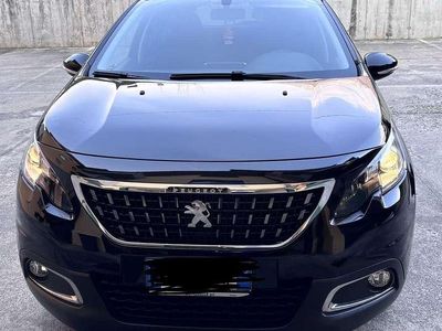 Usata Peugeot 2008 Style 102 CV (75 kW) 2019 SUV