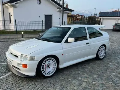 Usata Ford Escort RS 220 CV (161 kW) 1992 Berlina