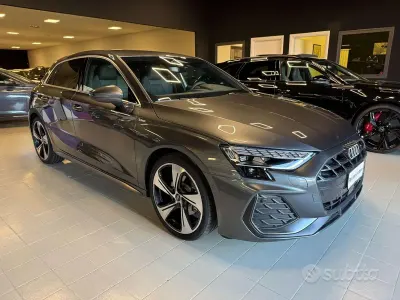 Nuova Audi A3 S-Line 150 CV (110 kW) 2025 Grigio scuro Berlina