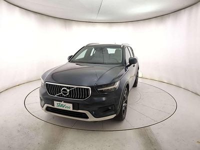 Usata Volvo XC40 Momentum 150 CV (110 kW) 2019 Blu SUV