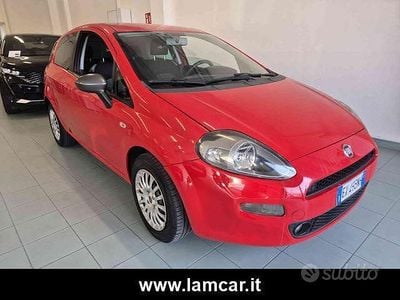 Usata Fiat Punto Street 77 CV (56 kW) 2014 Rosso Utilitaria