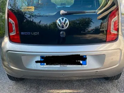 Usata VW up! 68 CV (50 kW) 2015 Grigio Utilitaria