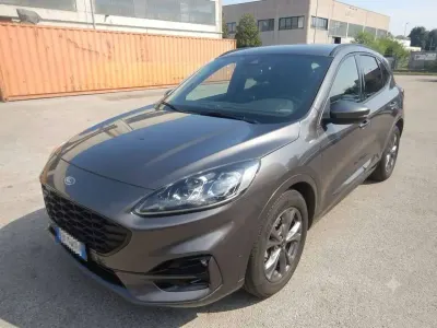Usata Ford Kuga ST-Line X 152 CV (111 kW) 2022 Grigio SUV