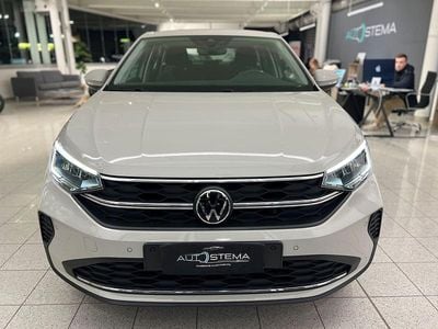 Usata VW Taigo Life 95 CV (69 kW) 2022 Ascot gray SUV