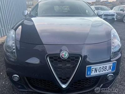 Begagnad Alfa Romeo Giulietta Super 120 HK (88 kW) 2018 Blå Halvkombi