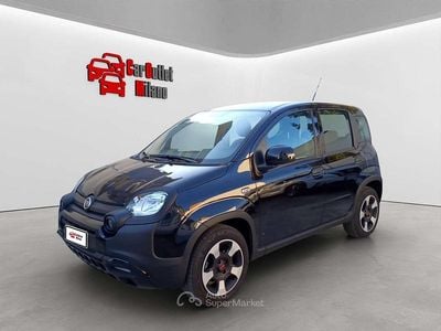Usata Fiat Panda Cross Cross 69 CV (50 kW) 2023 Nero pastello Utilitaria