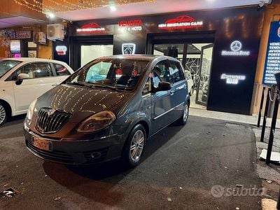 Grigio Usata 2010 Lancia Musa Monovolume | 3499 € (Buon prezzo)