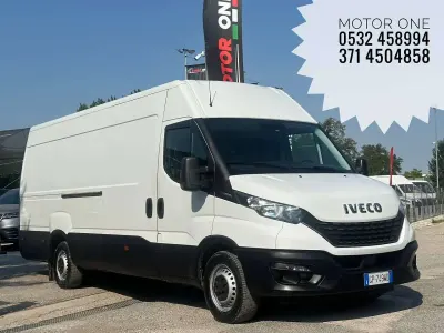 Usata Iveco Daily 155 CV (114 kW) 2021 Bianco Furgone