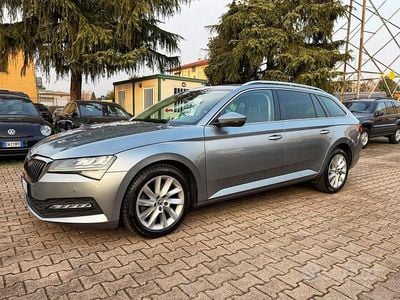 Usata Skoda Superb SportLine 150 CV (110 kW) 2020 Grigio Station wagon