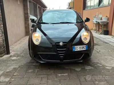 Usata Alfa Romeo MiTo Distinctive 105 CV (77 kW) 2010 Nero Utilitaria