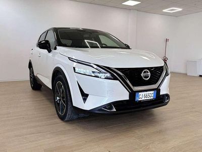 Usata Nissan Qashqai N-Connecta 140 CV (102 kW) 2022 Bianco SUV