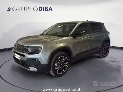 Usata Jeep Avenger Summit 110 CV (80 kW) 2025 Grigio SUV